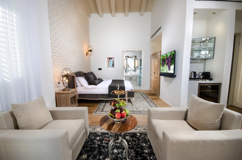 Chateau Glili (Adults Only) Zefat Room photo